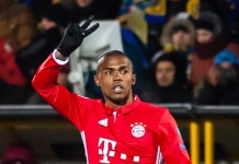 Douglas Costa, fonte By Светлана Бекетова - http://www.soccer.ru/galery/948119.shtml, CC BY-SA 3.0, https://commons.wikimedia.org/w/index.php?curid=53478581