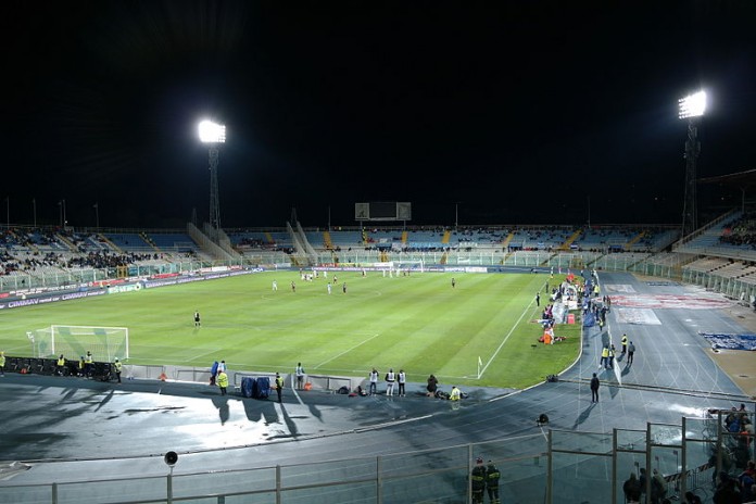 Pescara, Stadio Adriatico, fonte By Luca Aless - Own work, CC BY-SA 4.0, https://commons.wikimedia.org/w/index.php?curid=40403376