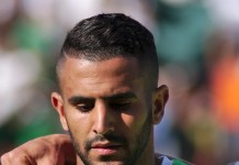 Riyad Mahrez, fonte By Clément Bucco-Lechat - Own work, CC BY-SA 3.0, https://commons.wikimedia.org/w/index.php?curid=60651301