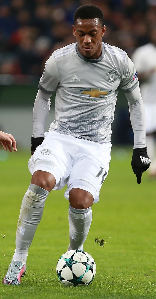 Anthony Martial, fonte By Дмитрий Голубович - https://www.soccer0010.com/galery/1013619/photo/673742, CC BY-SA 3.0, https://commons.wikimedia.org/w/index.php?curid=62821538