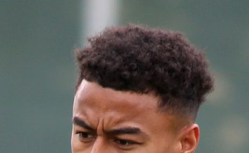 Jesse Lingard, fonte By Кирилл Венедиктов - https://www.soccer.ru/galery/1053441/photo/729792, CC BY-SA 3.0, https://commons.wikimedia.org/w/index.php?curid=70530796